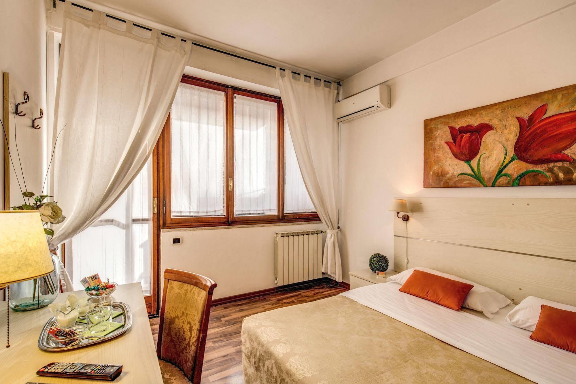 רומא Trastevere Rooms מראה חיצוני תמונה