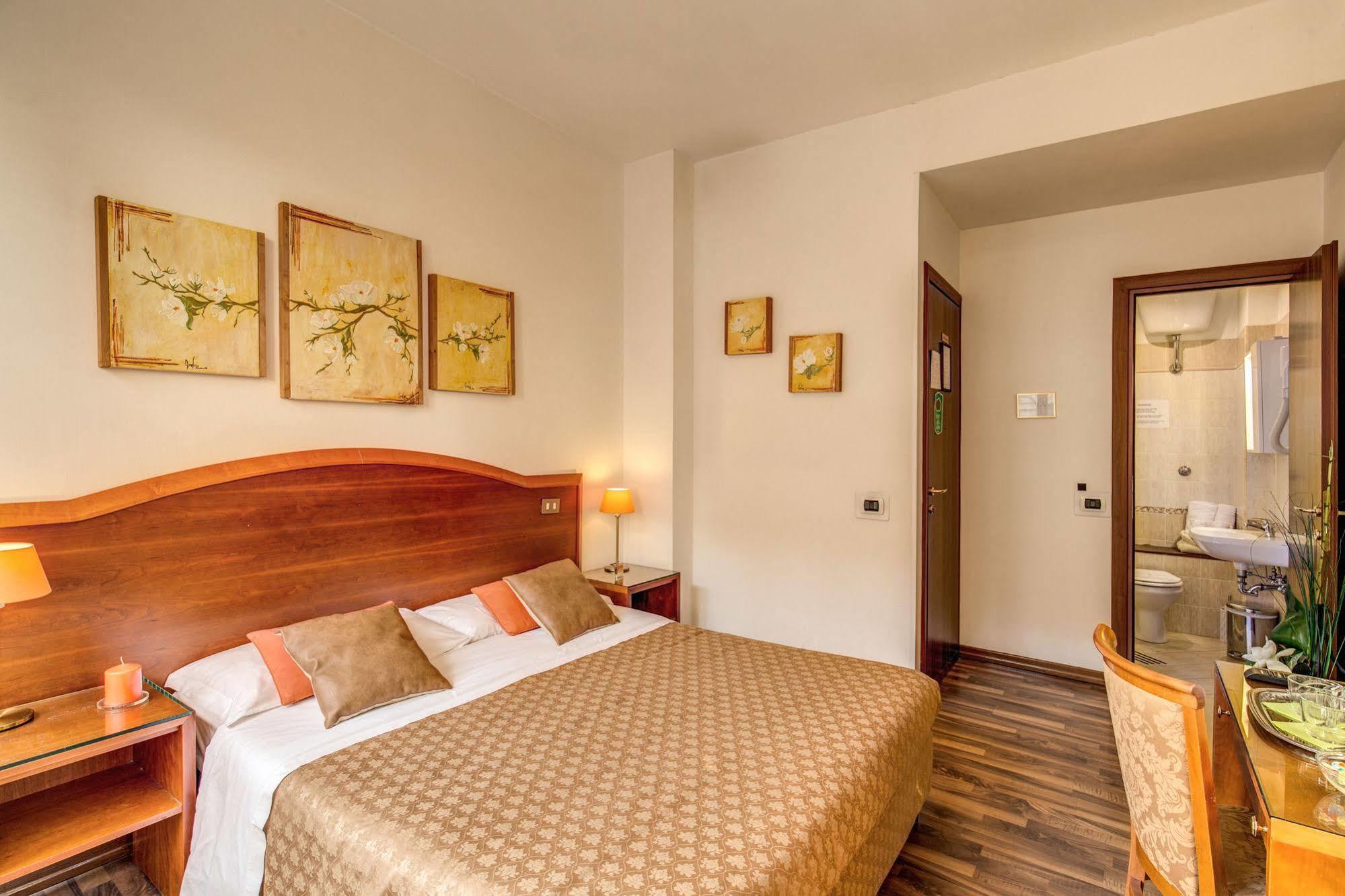 רומא Trastevere Rooms מראה חיצוני תמונה