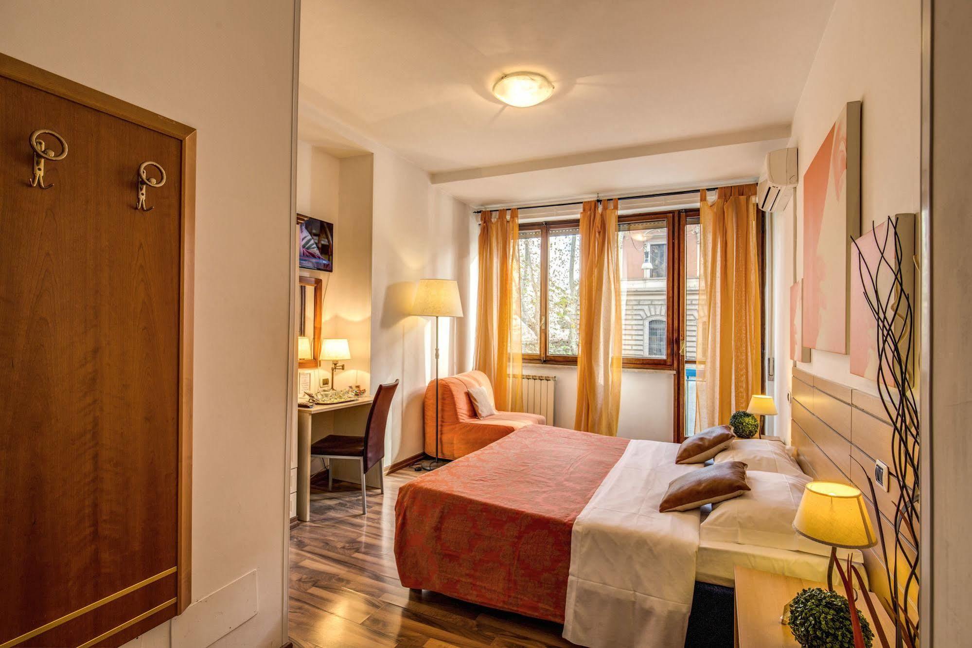 רומא Trastevere Rooms מראה חיצוני תמונה